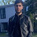 Динур, 30 лет