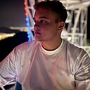 Антон, 22 года