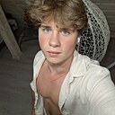Максим, 20 лет