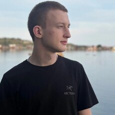 Фотография мужчины Виктор, 19 лет из г. Керчь