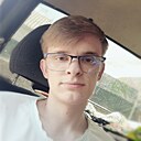Илья, 22 года