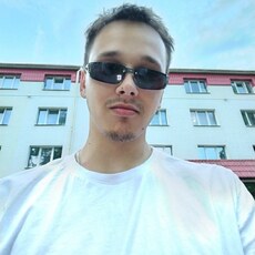 Фотография мужчины Илья, 20 лет из г. Витебск