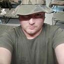 Михаил, 32 года