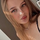Алёна, 24 года