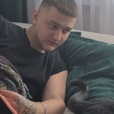 Фотография мужчины Mikhail, 18 лет из г. Брянск