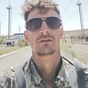 Макс, 32 года