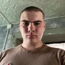 Фотография мужчины Кирилл, 18 лет из г. Новоалтайск