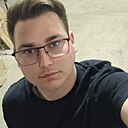 Михаил, 23 года