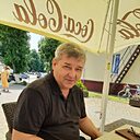 Виктор, 61 год