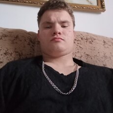 Фотография мужчины Святослав, 19 лет из г. Нижний Новгород