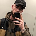 Максим, 22 года
