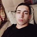 Максим, 22 года