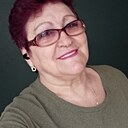 Nina, 64 года