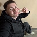 Максим, 23 года