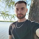 Максим, 23 года