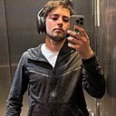 Mesrop, 24 года