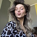 Настя, 24 года