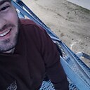 Макс, 24 года