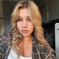 Кристина, 22 из г. Барнаул.