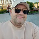 Валера Бармолей, 46 лет