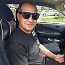Артём, 42 года