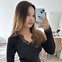Аяла, 18 лет