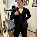 Артем, 23 года