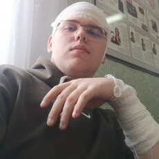 Фотография мужчины Даниил, 18 лет из г. Нижний Тагил