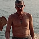 Виктор, 61 год