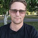 Михаил, 33 года