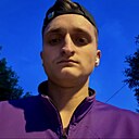 Паша, 24 года