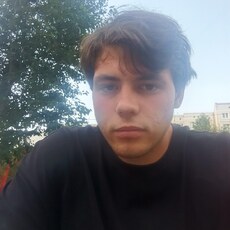 Фотография мужчины Данил, 20 лет из г. Омск