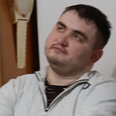Анатолий, 33 из г. Омск.