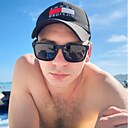Денис, 33 года