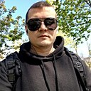 Ден, 33 года