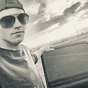 Толик, 21 год