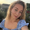 Алсу, 25 лет