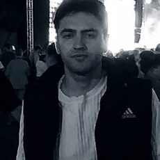 Фотография мужчины Toğrul, 18 лет из г. Борисов