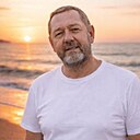 Олександр, 61 год