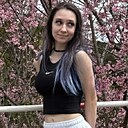 Вика, 24 года