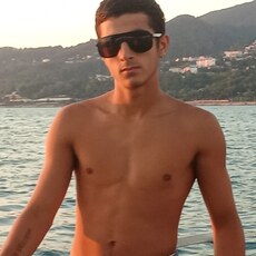 Фотография мужчины Самвел, 18 лет из г. Адлер