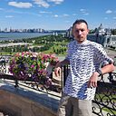Динар, 32 года