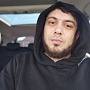 Удалился, 33 года