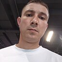 Илья, 33 года