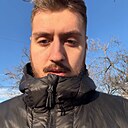 Артём, 24 года