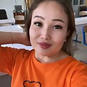 Гүлнұр, 22 года