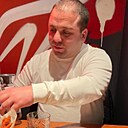 Микаэль, 33 года