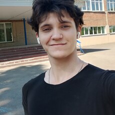 Фотография мужчины Руслан, 20 лет из г. Таштагол