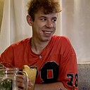 Дамир, 27 лет