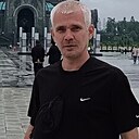 Антон, 32 года